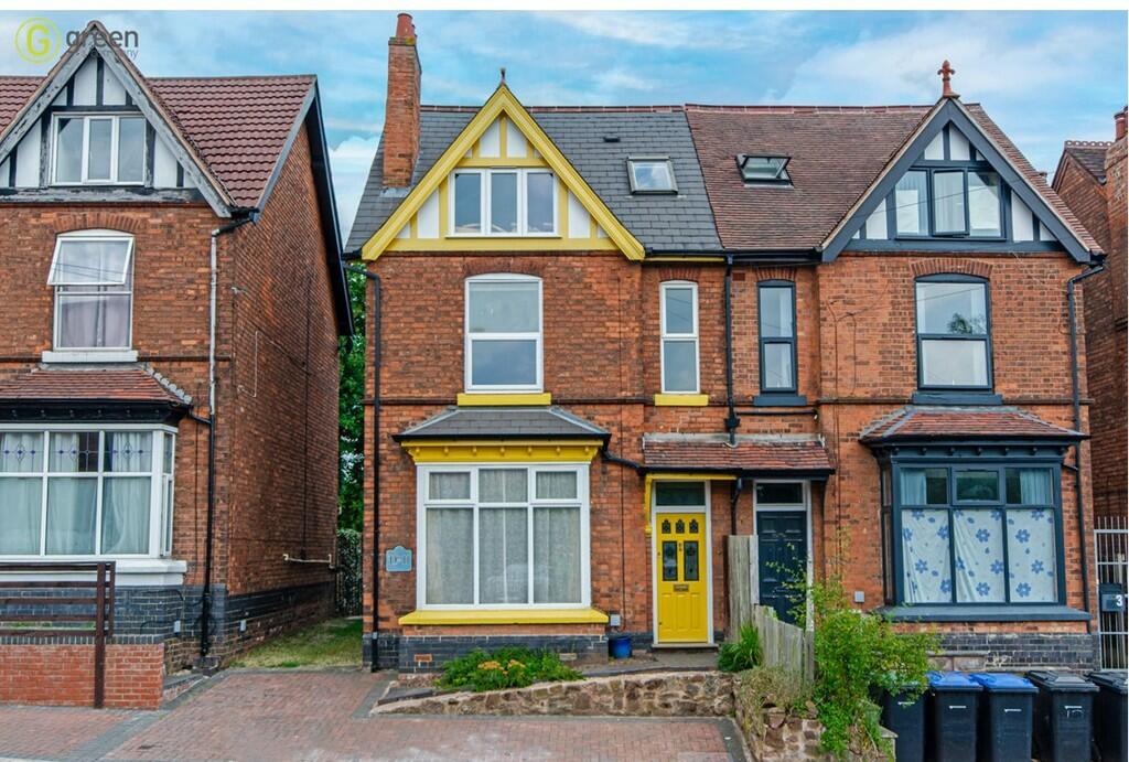 4 bed Semi-Detached
