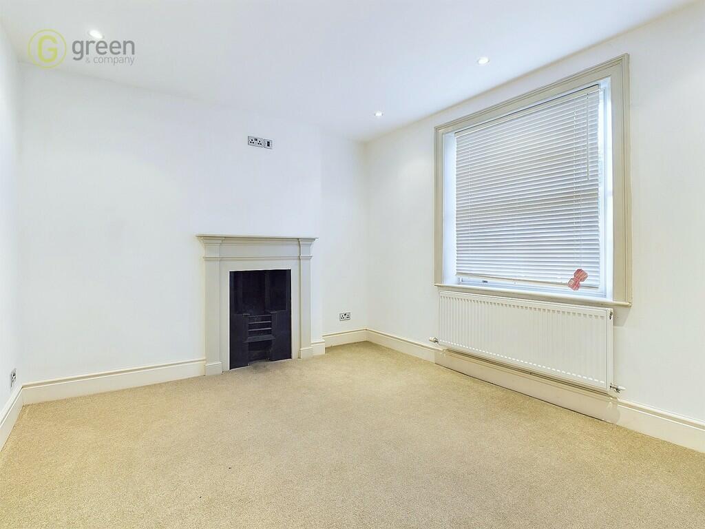 2 bed Apartment
