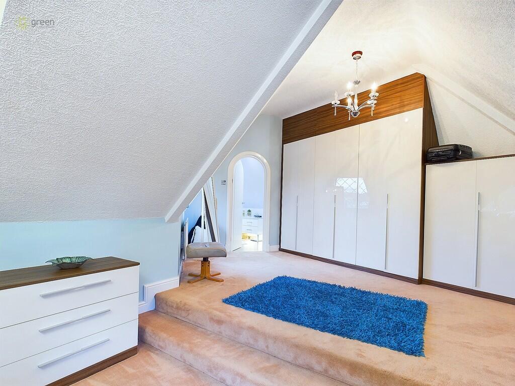 4 bed Bungalow