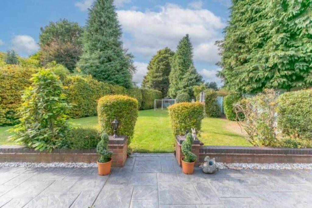 4 bed Bungalow
