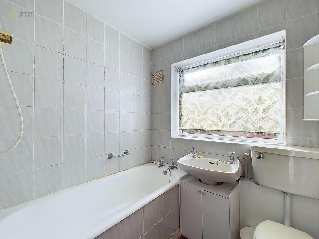 2 bed Ground Maisonette