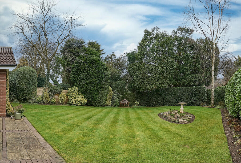 3 bed Detached Bungalow