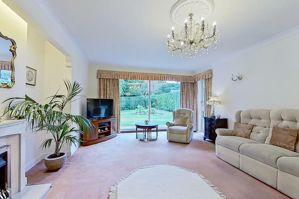 3 bed Detached Bungalow