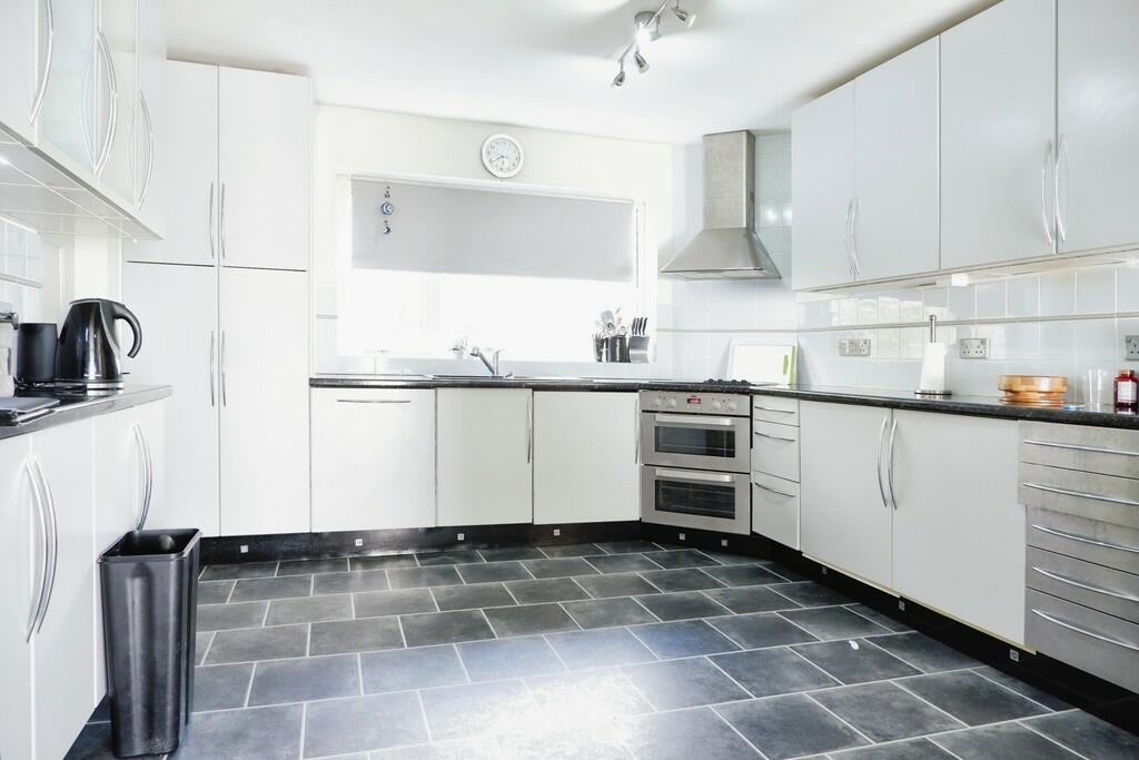 2 bed Apartment