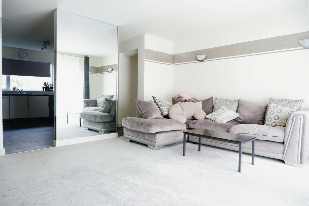 2 bed Apartment