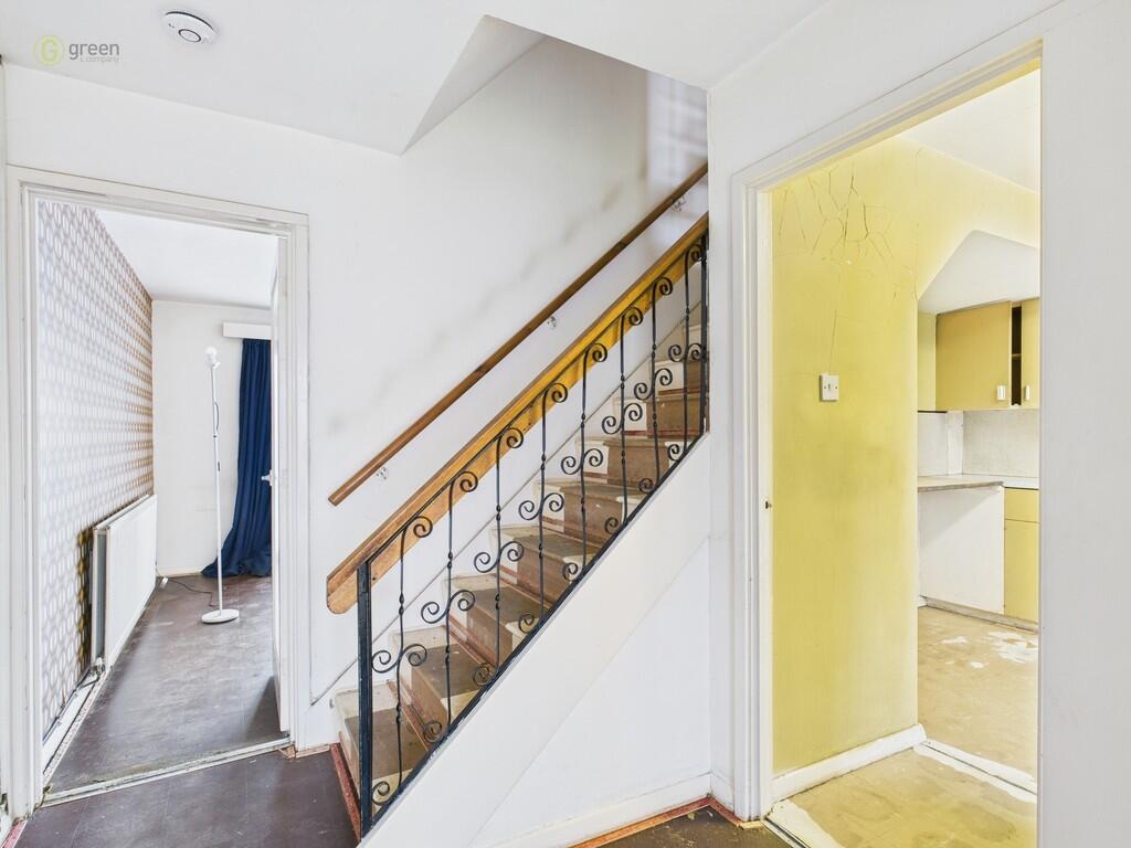 3 bed End of Terrace