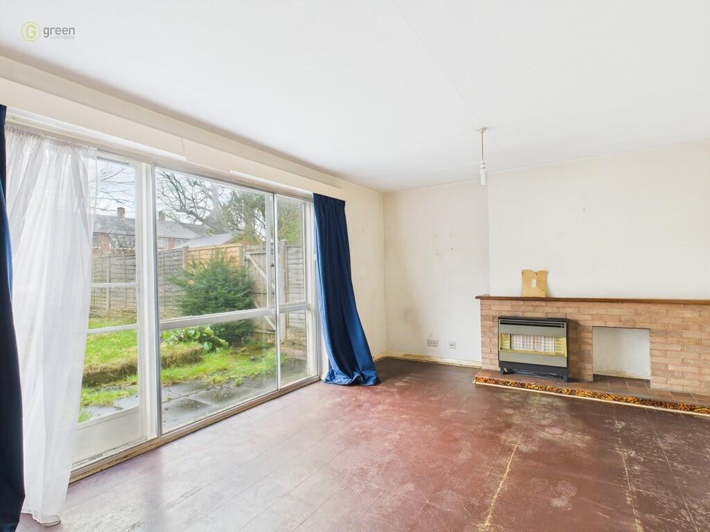 3 bed End of Terrace