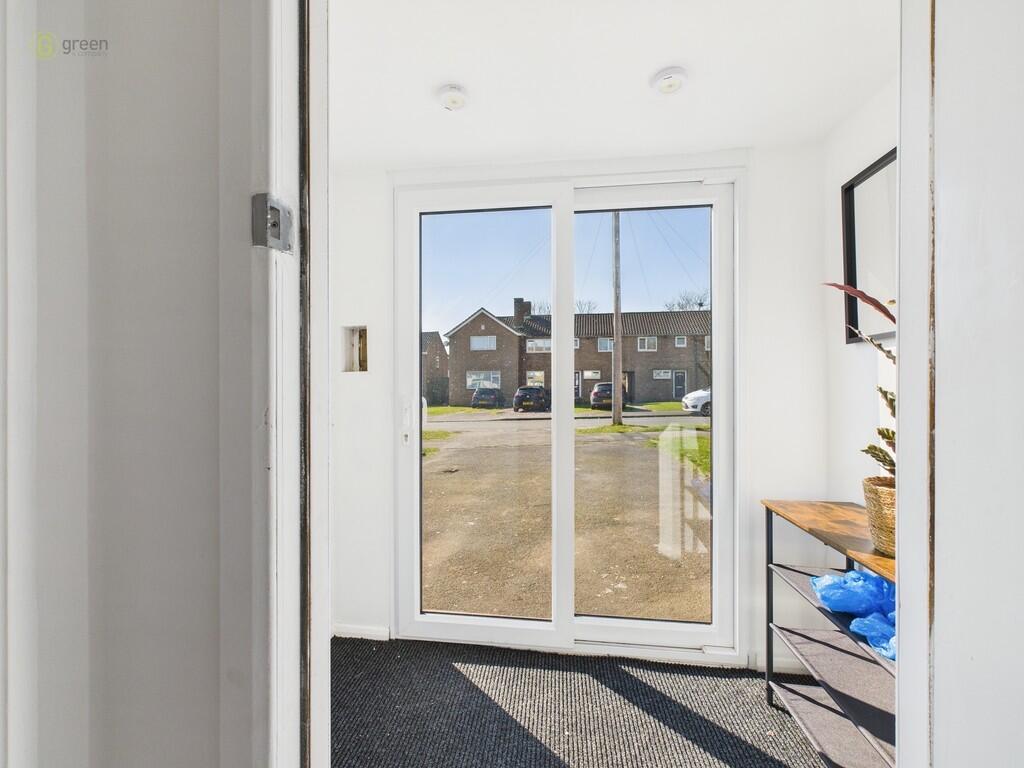 3 bed Semi-Detached