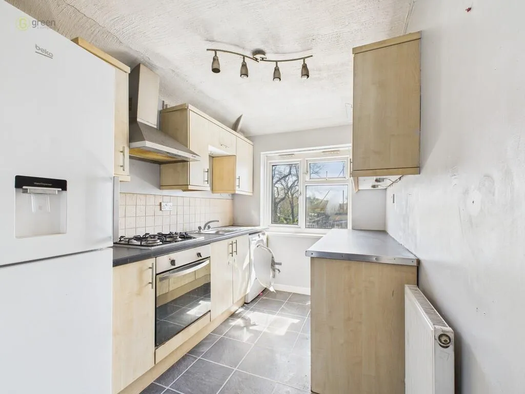 1 bed Maisonette