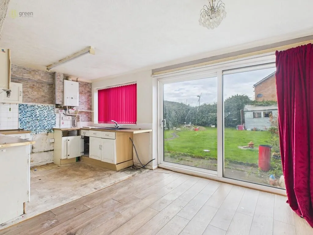 3 bed Semi-Detached