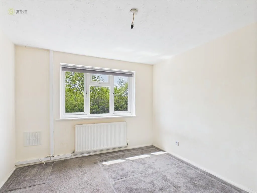 2 bed Maisonette
