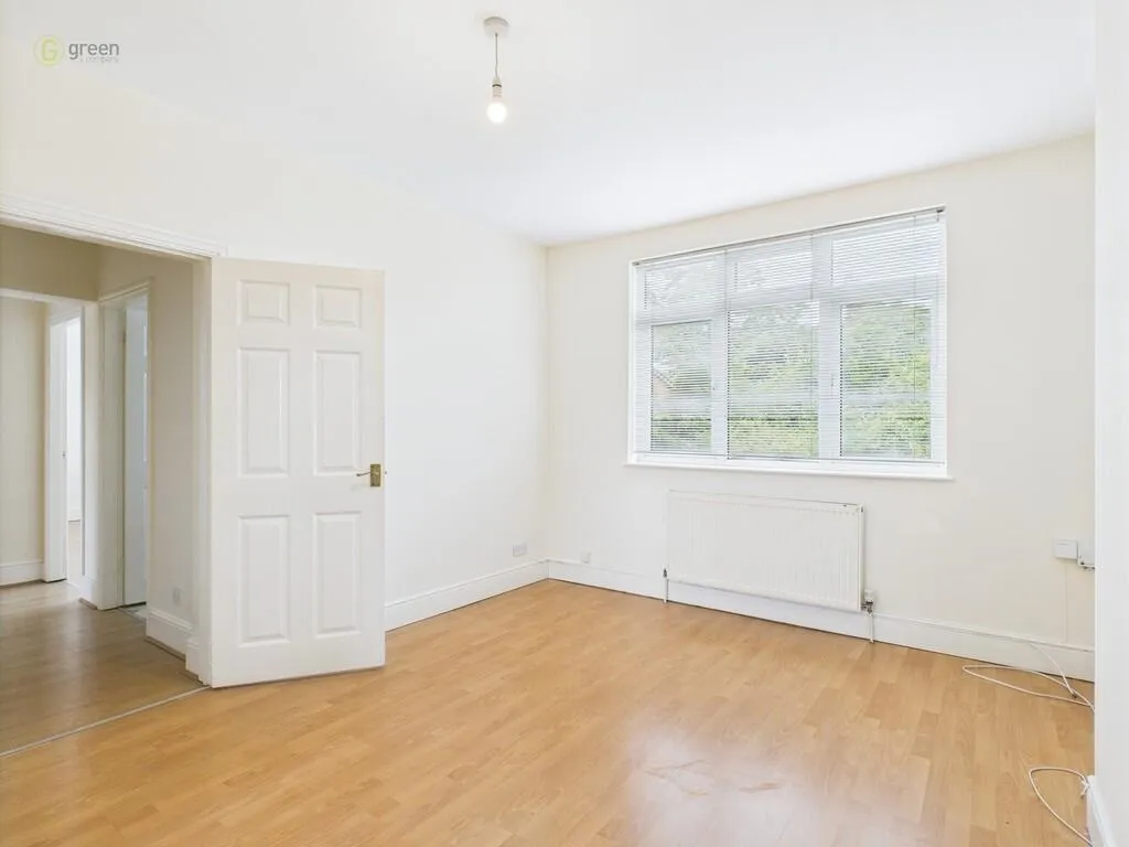 10 bed Apartment