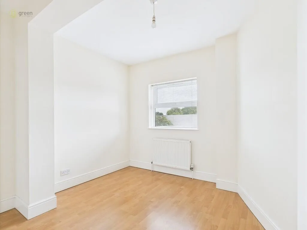 10 bed Apartment
