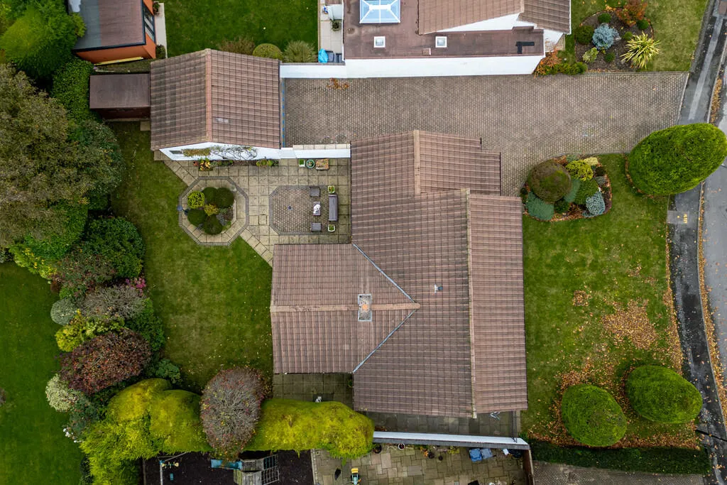 4 bed Detached Bungalow