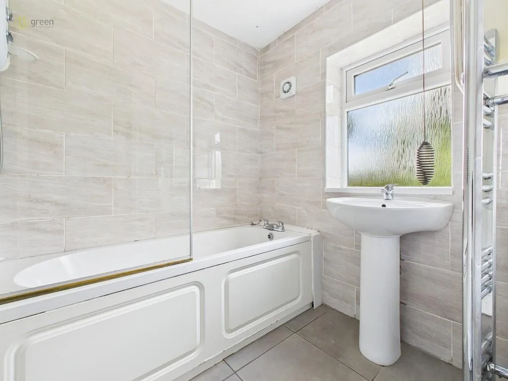 3 bed Terraced