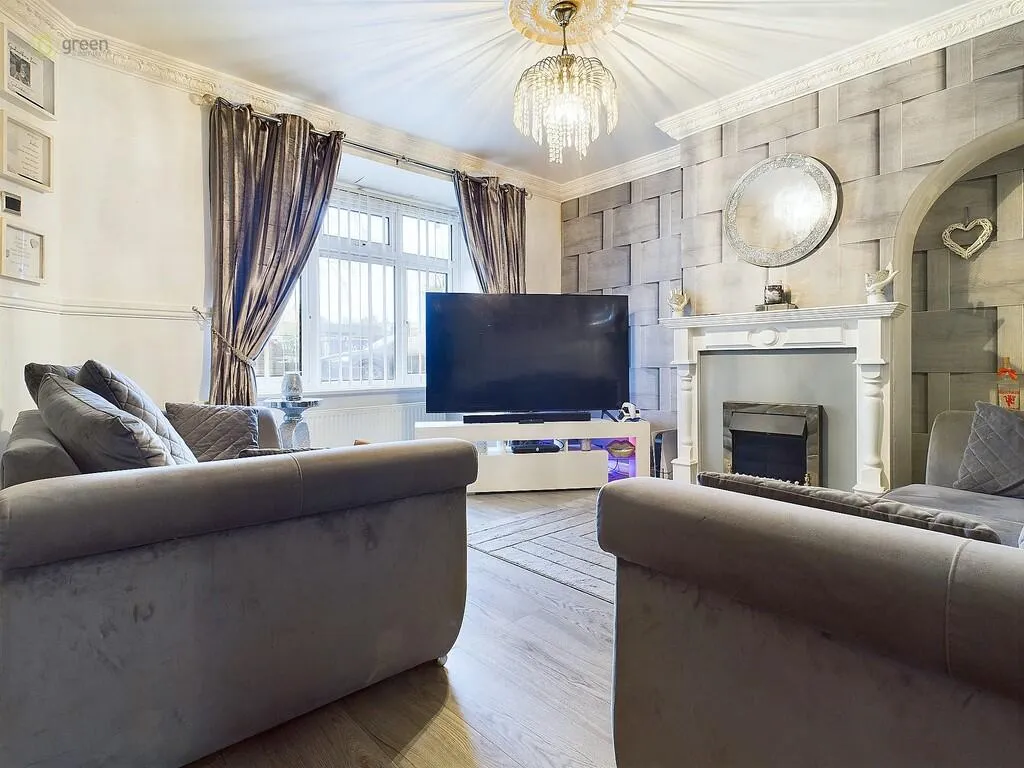 3 bed Terraced