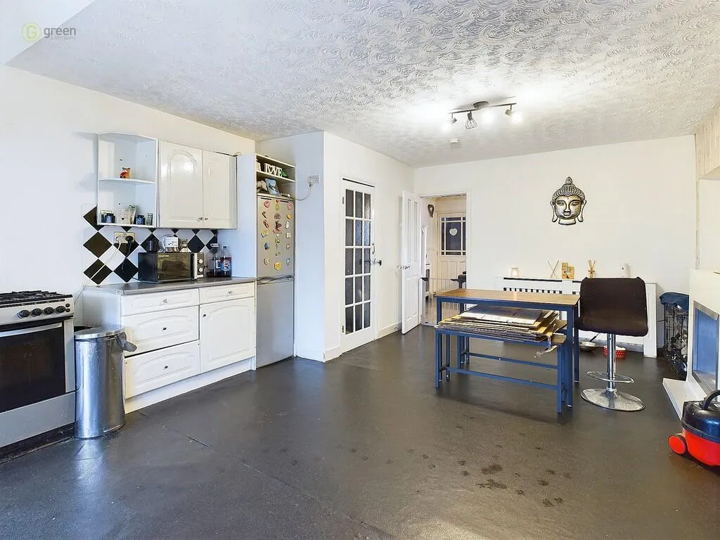 3 bed Terraced