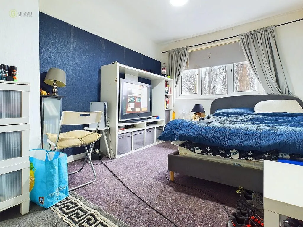 3 bed Terraced