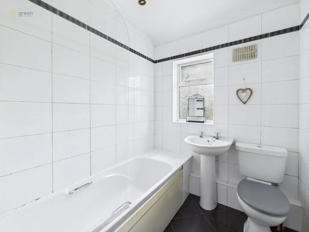 2 bed Terraced