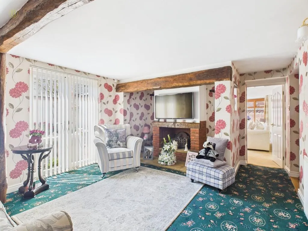 5 bed House