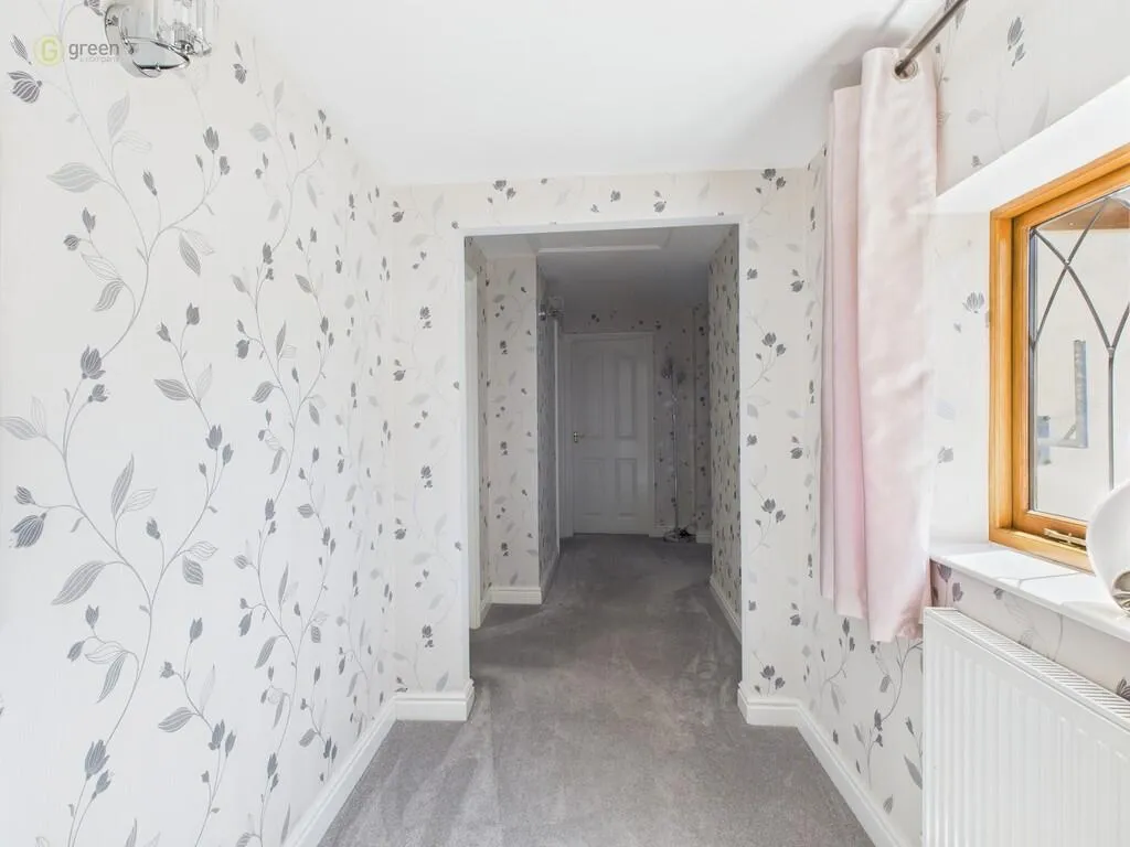 5 bed House