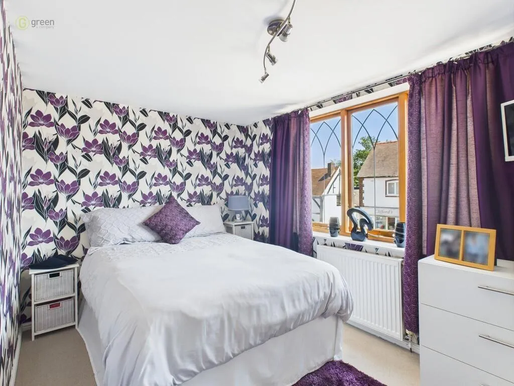 5 bed House