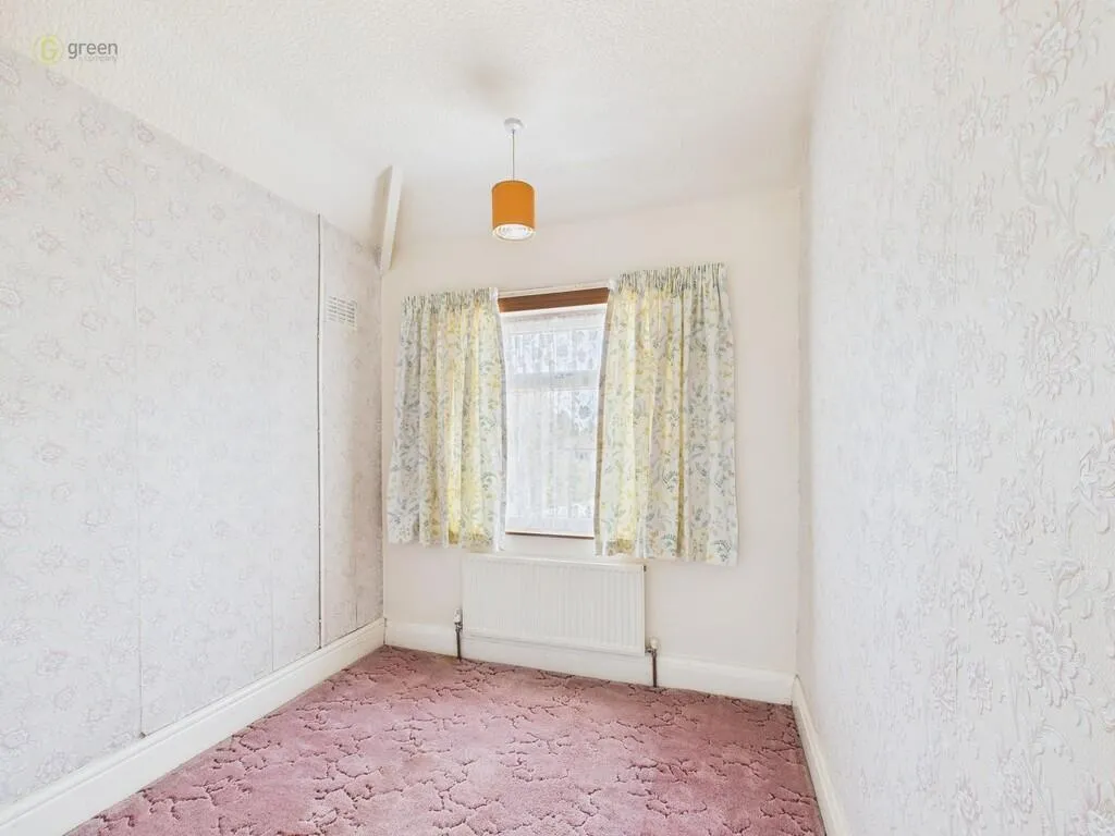 3 bed Semi-Detached