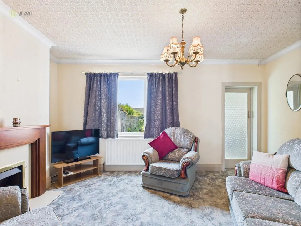 3 bed Semi-Detached