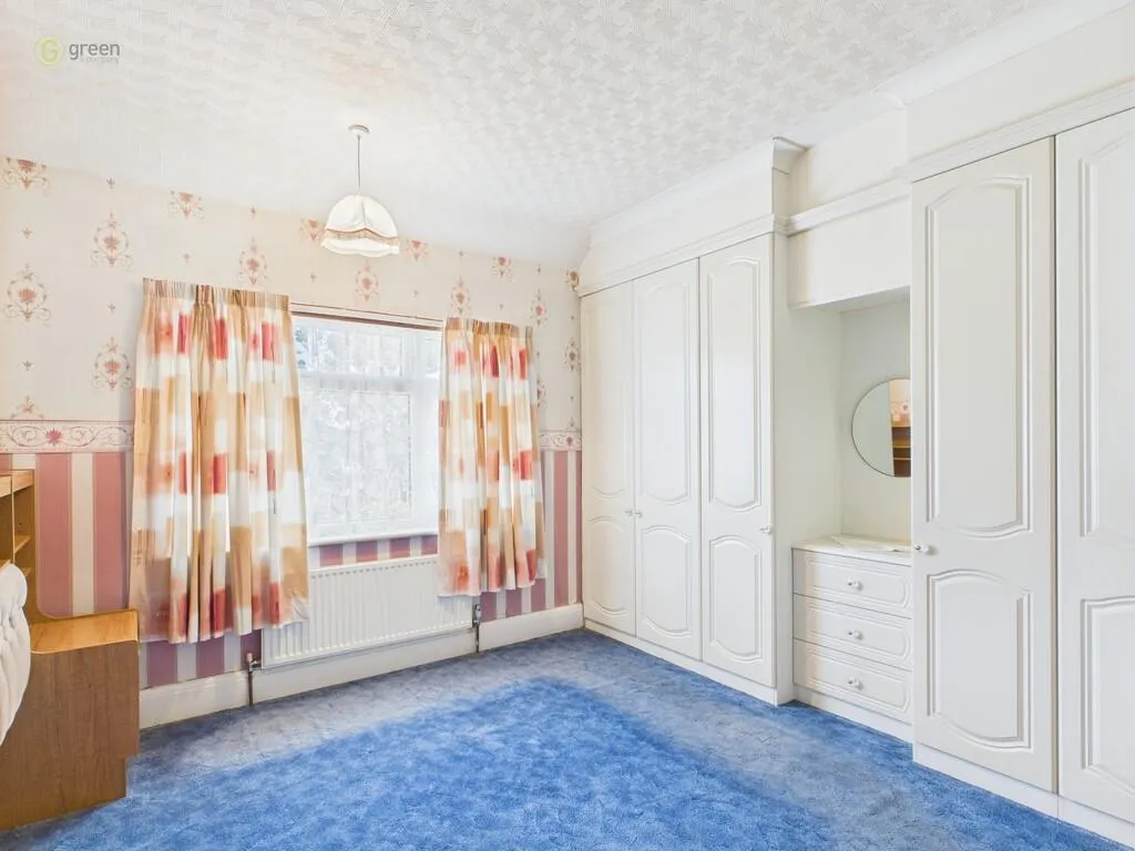 3 bed Semi-Detached