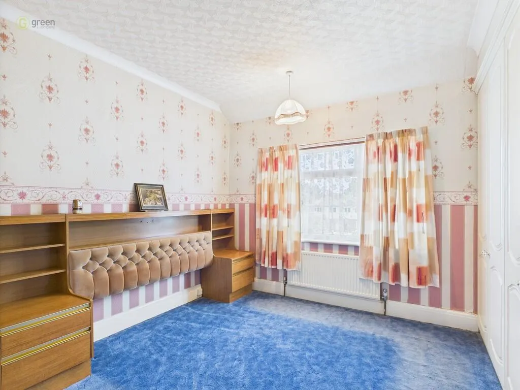 3 bed Semi-Detached