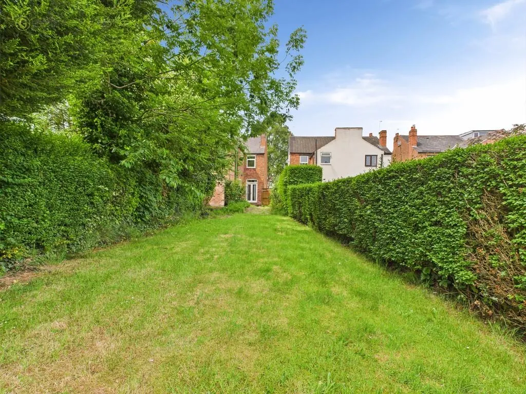 3 bed Semi-Detached