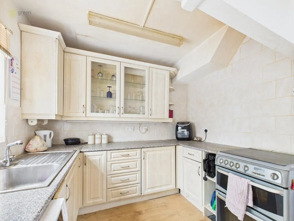 2 bed Terraced
