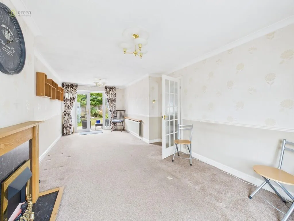 3 bed Link Detached House