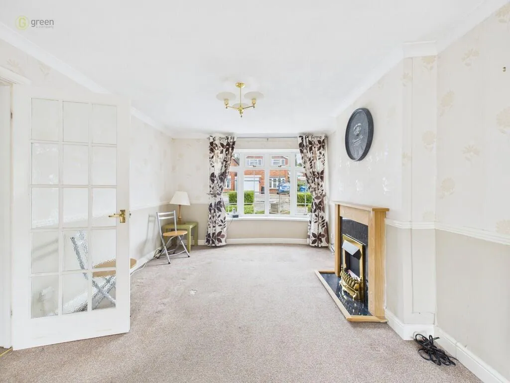 3 bed Link Detached House