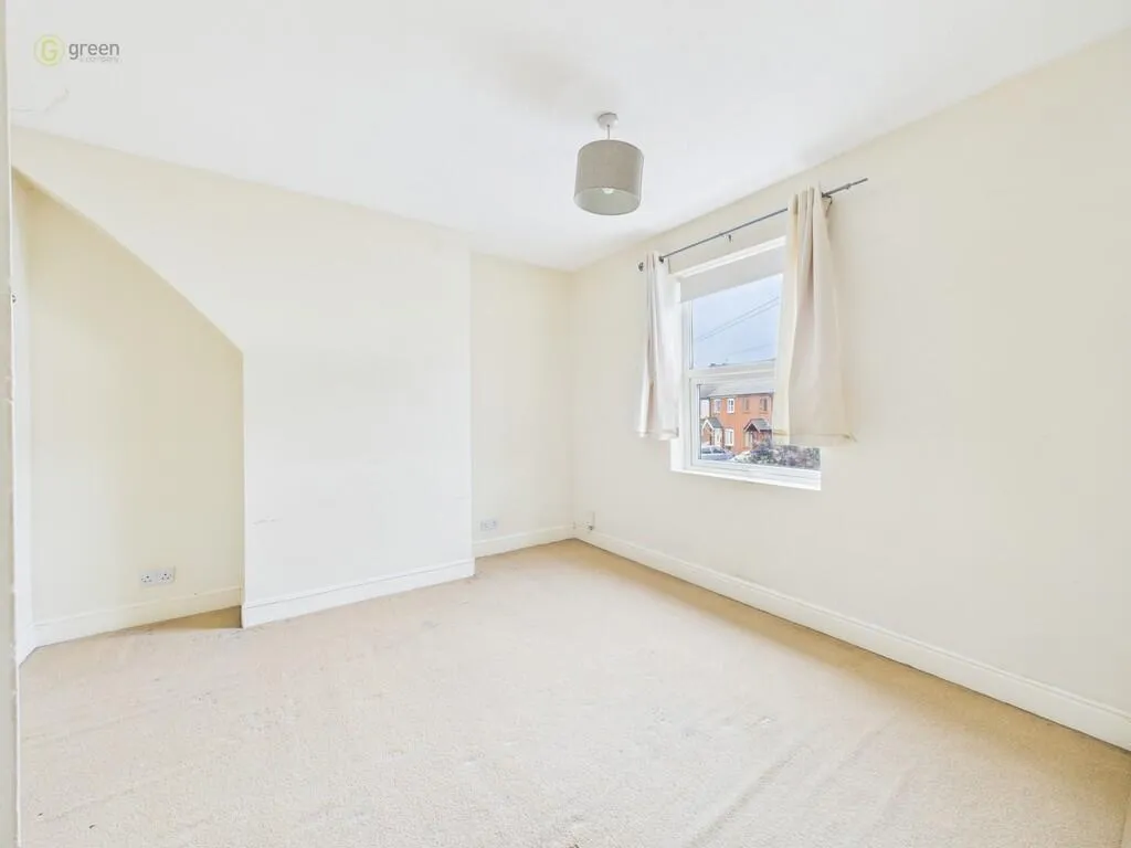 2 bed Terraced