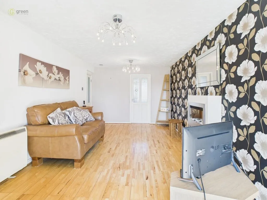 2 bed Ground Maisonette