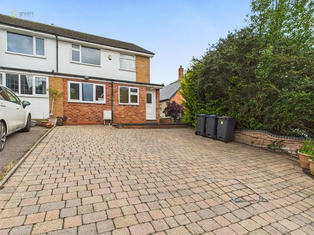 3 bed Semi-Detached