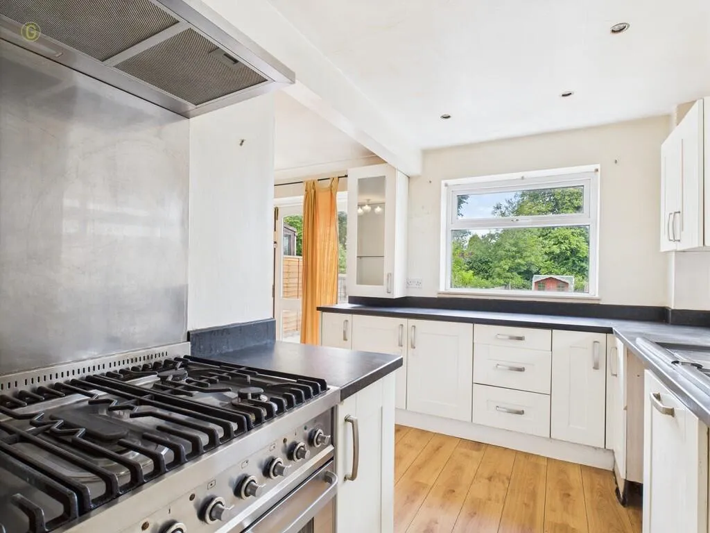 3 bed Semi-Detached