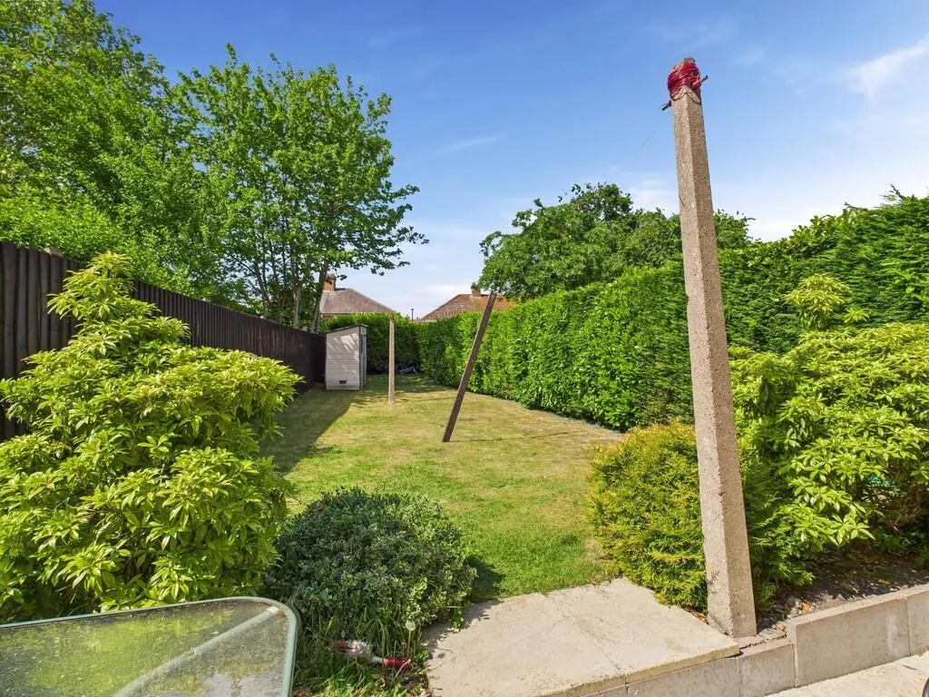 3 bed End of Terrace