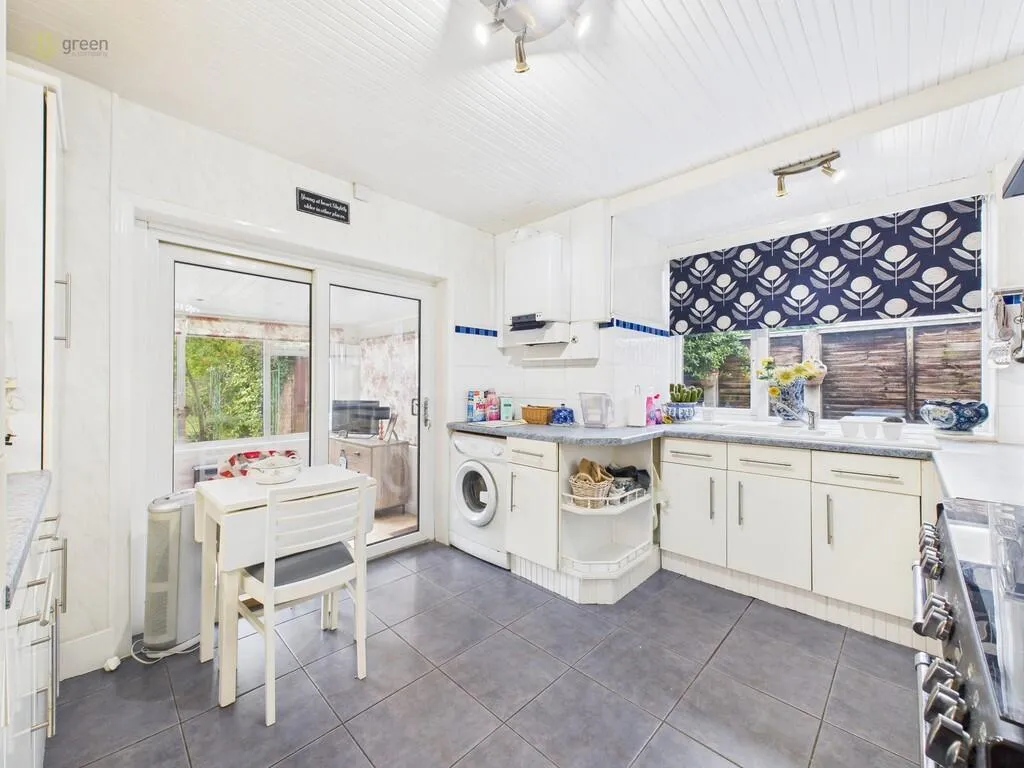 3 bed Detached Bungalow