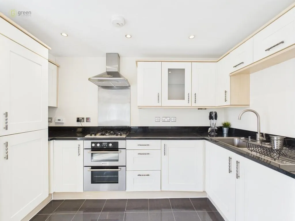 2 bed Apartment