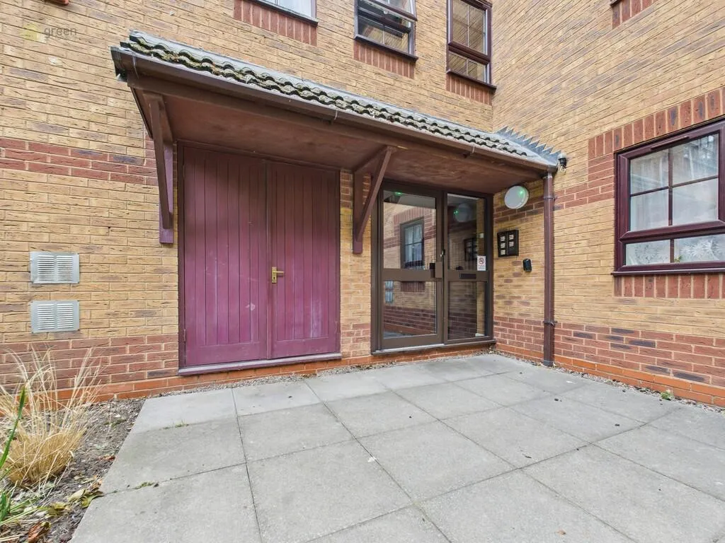 1 bed Block of Apartments
