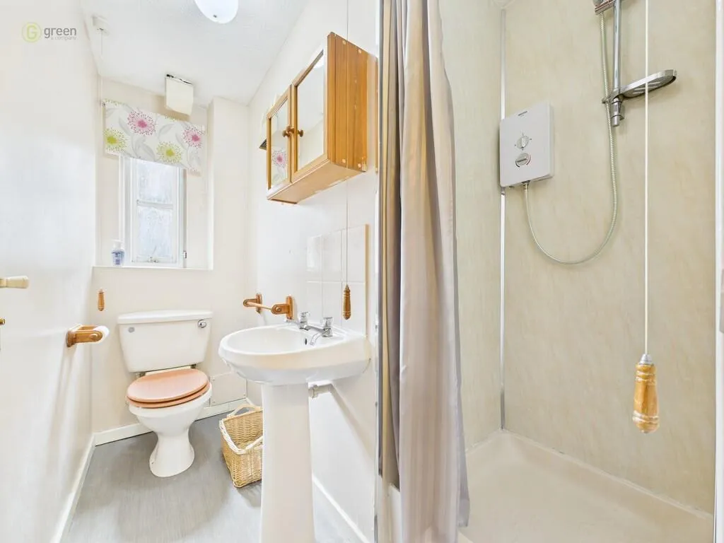 1 bed Block of Apartments