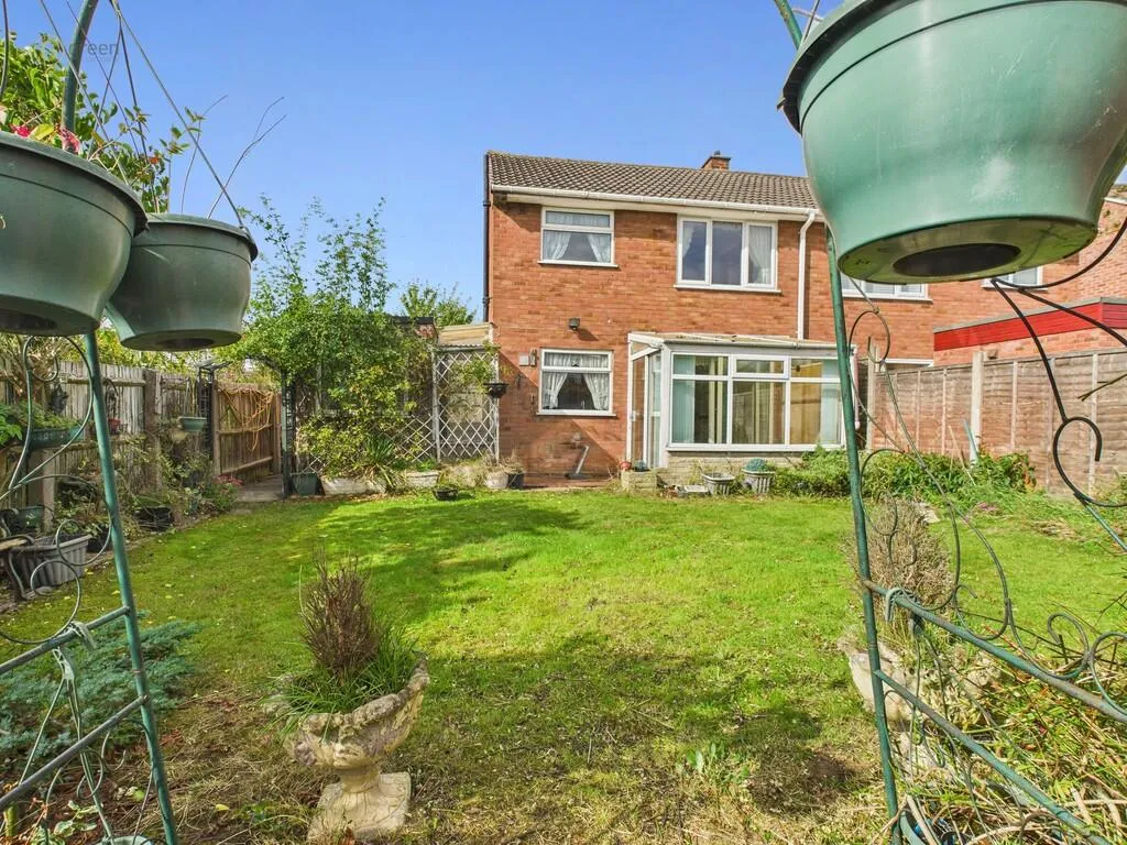 3 bed Semi-Detached