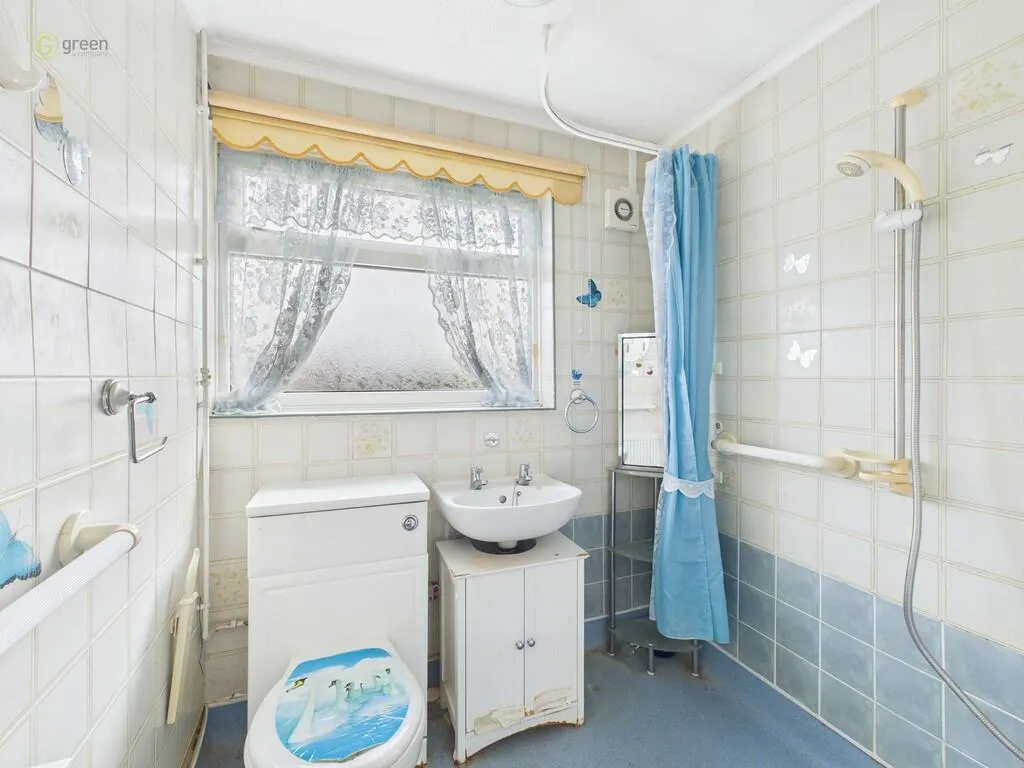 3 bed Semi-Detached