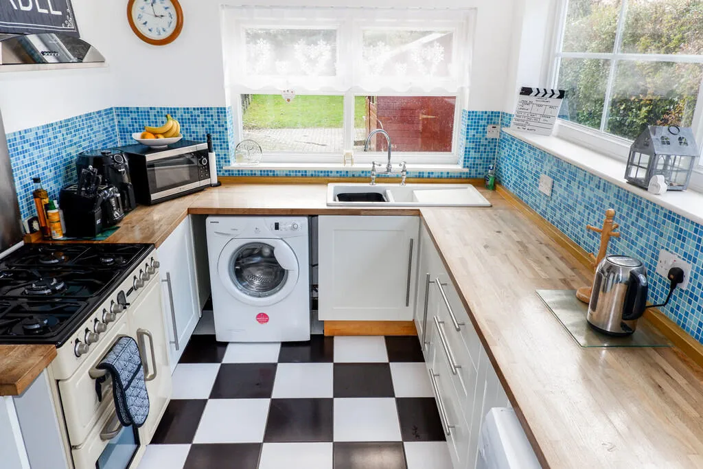 3 bed Semi-Detached