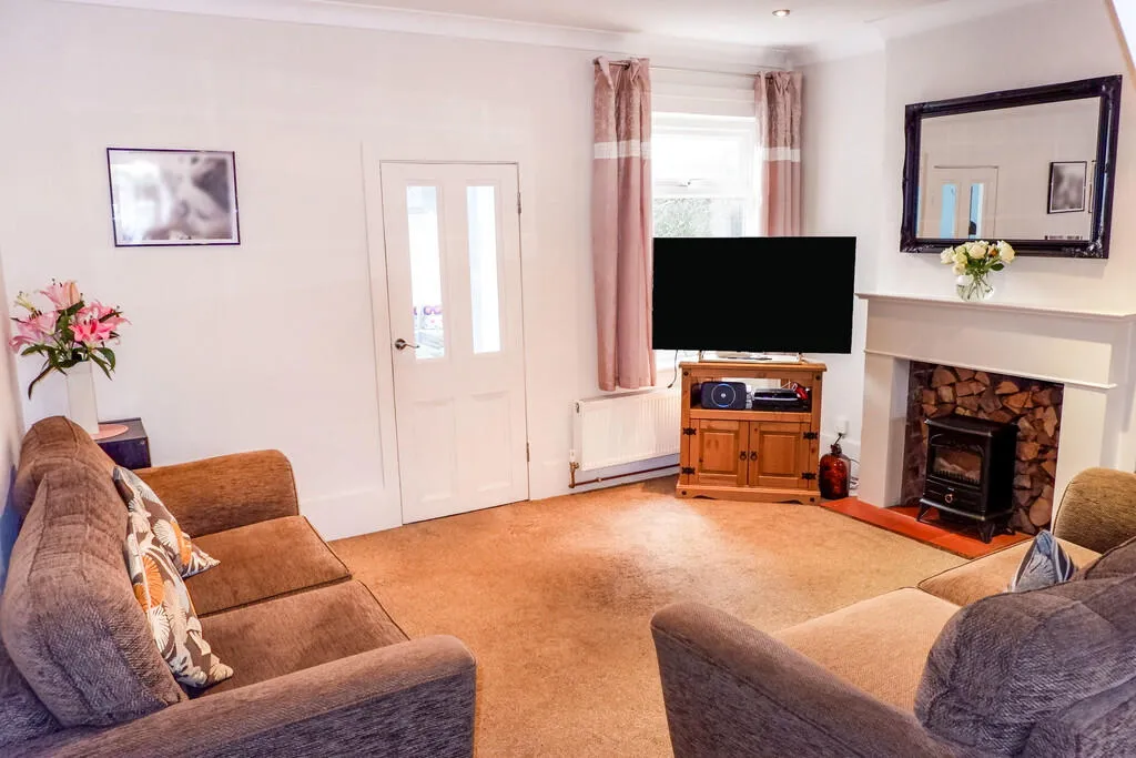 3 bed Semi-Detached