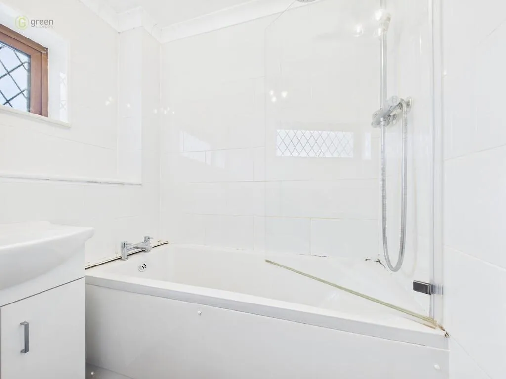 3 bed Terraced