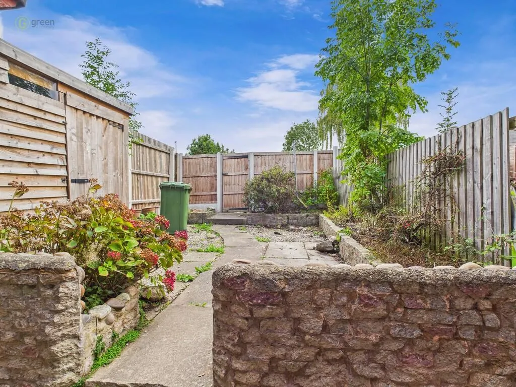 3 bed Terraced