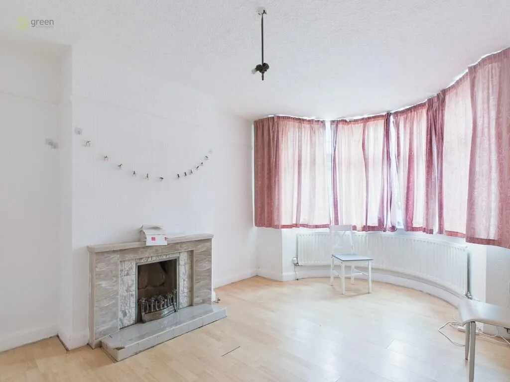 3 bed Semi-Detached